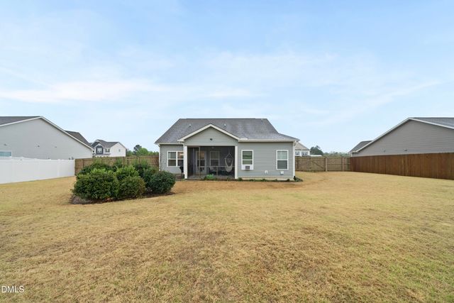 266 Highland Rhodes Drive, Clayton, NC 27520