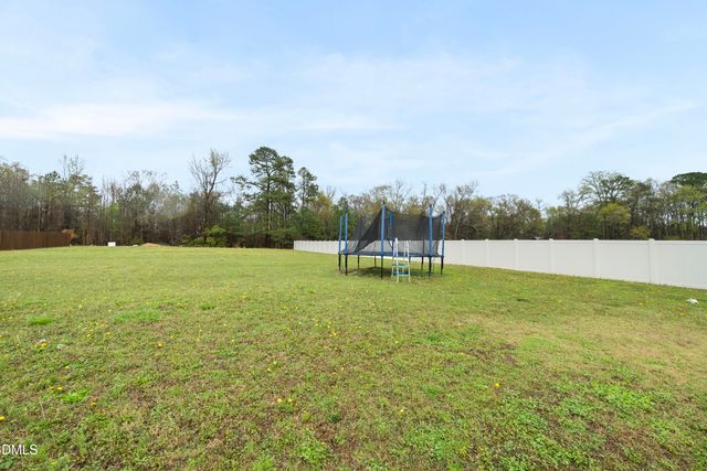 266 Highland Rhodes Drive, Clayton, NC 27520