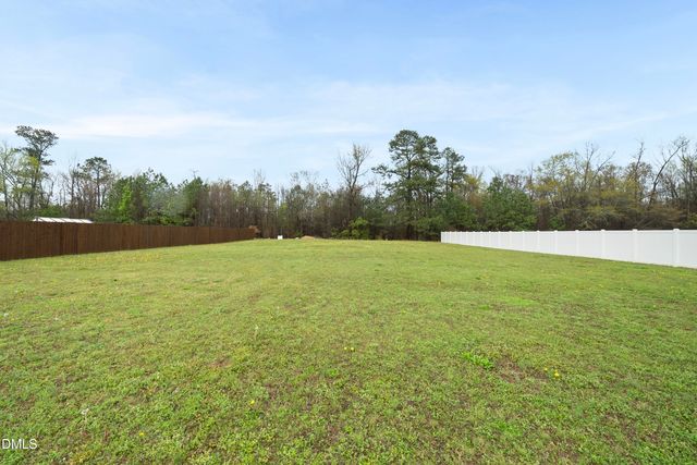 266 Highland Rhodes Drive, Clayton, NC 27520