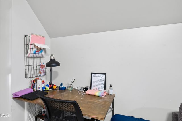 266 Highland Rhodes Drive, Clayton, NC 27520