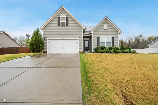 266 Highland Rhodes Drive, Clayton, NC 27520