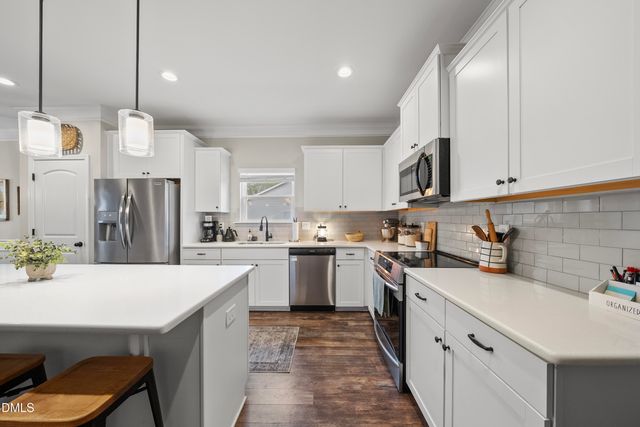 266 Highland Rhodes Drive, Clayton, NC 27520