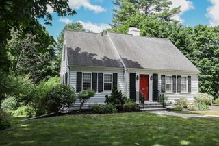 24 Bellevue Road, Stoneham, MA 02180