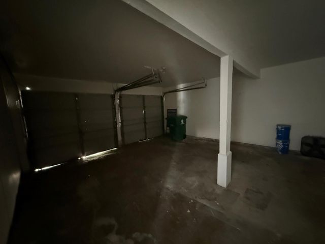 402 Tresvant Drive, Houston, TX 77598