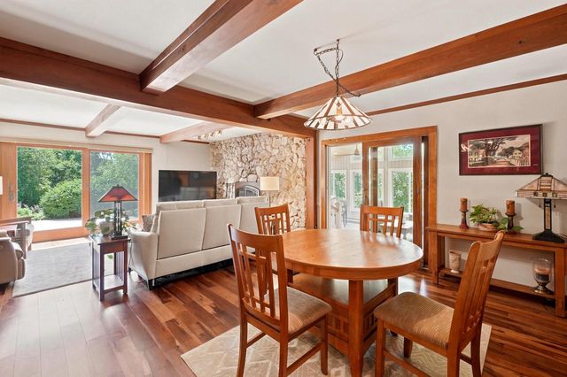 S23W26149 Canterbury LANE, Waukesha, WI 53188