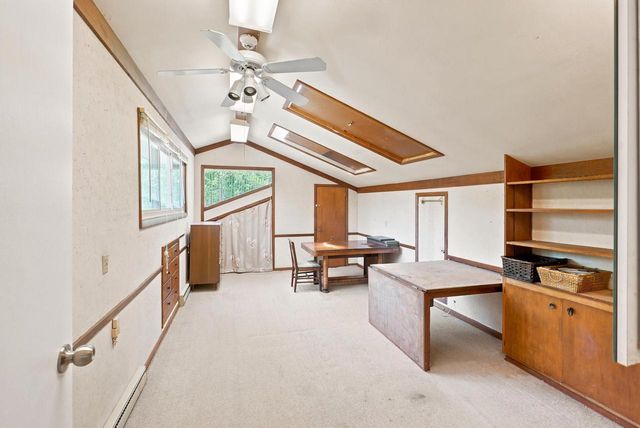 S23W26149 Canterbury LANE, Waukesha, WI 53188