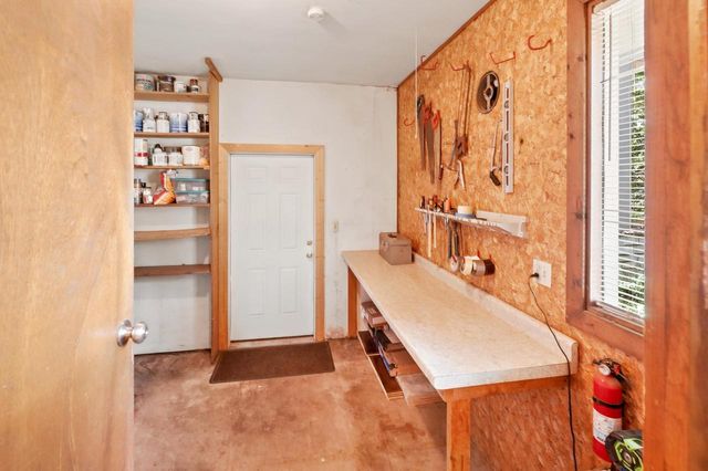 S23W26149 Canterbury LANE, Waukesha, WI 53188