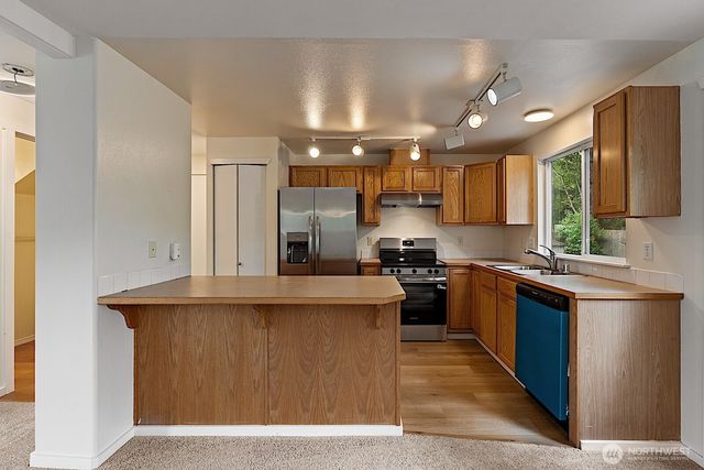 807 29th Avenue SE, Puyallup, WA 98374