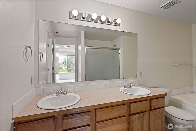 807 29th Avenue SE, Puyallup, WA 98374