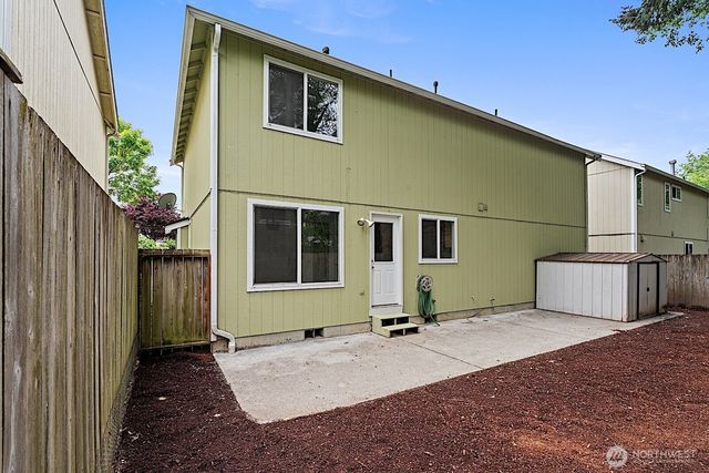 807 29th Avenue SE, Puyallup, WA 98374