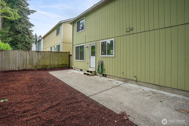 807 29th Avenue SE, Puyallup, WA 98374