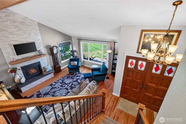 2622 211th Avenue E, Lake Tapps, WA 98391