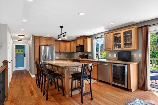 2622 211th Avenue E, Lake Tapps, WA 98391