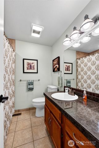 2622 211th Avenue E, Lake Tapps, WA 98391