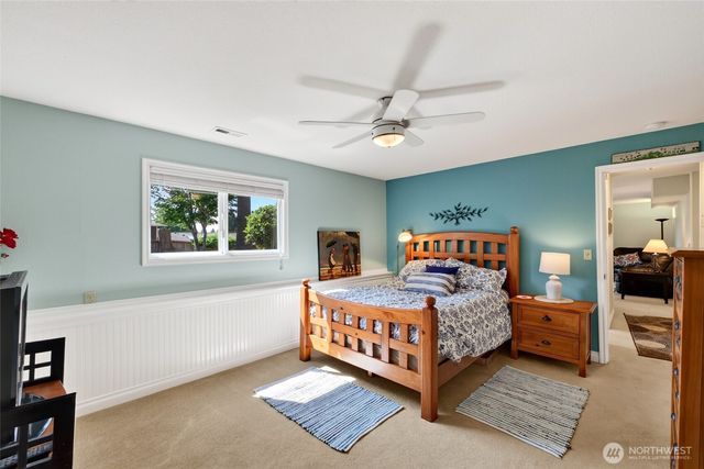 2622 211th Avenue E, Lake Tapps, WA 98391