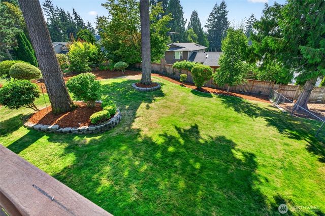 2622 211th Avenue E, Lake Tapps, WA 98391