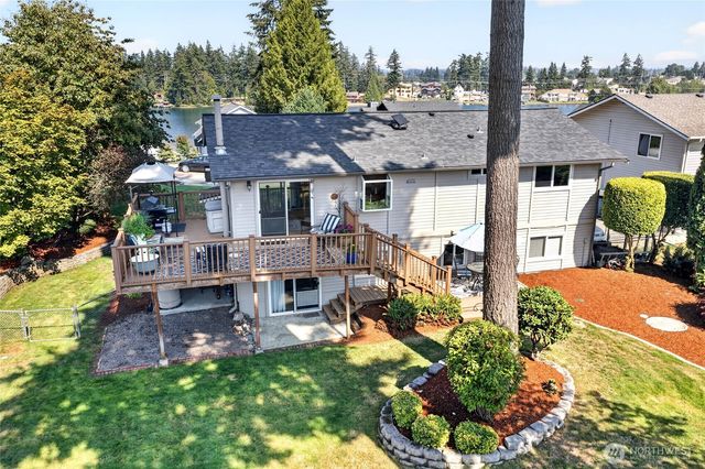 2622 211th Avenue E, Lake Tapps, WA 98391