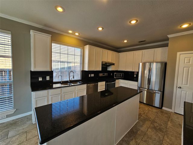 6805 Westover Drive, Rowlett, TX 75089