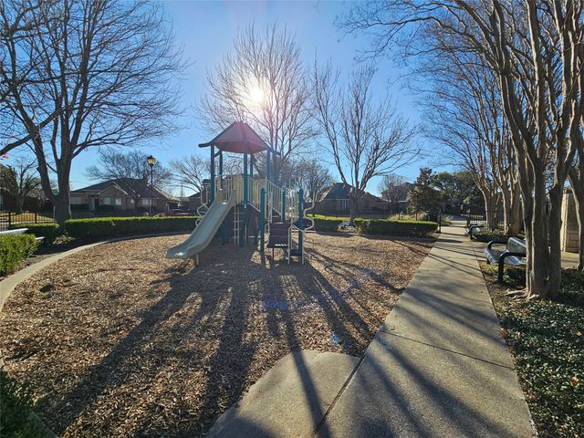 6805 Westover Drive, Rowlett, TX 75089