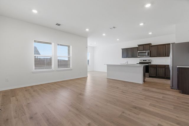 709 Primrose Lane, Pilot Point, TX 76258