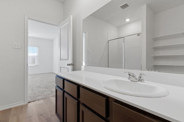 709 Primrose Lane, Pilot Point, TX 76258