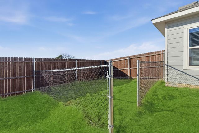 709 Primrose Lane, Pilot Point, TX 76258