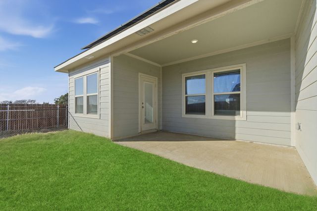 709 Primrose Lane, Pilot Point, TX 76258