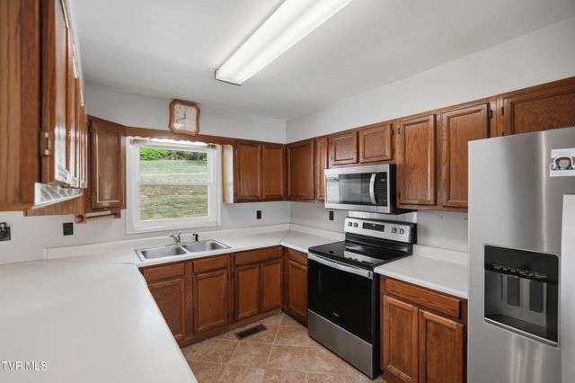 239 Horton Highway, Fall Branch, TN 37656