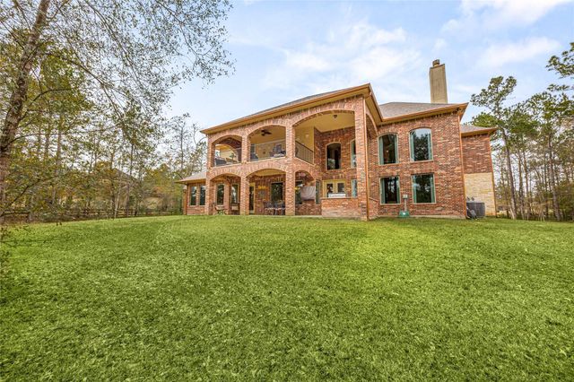 23421 Cannondale Loop, Montgomery, TX 77316