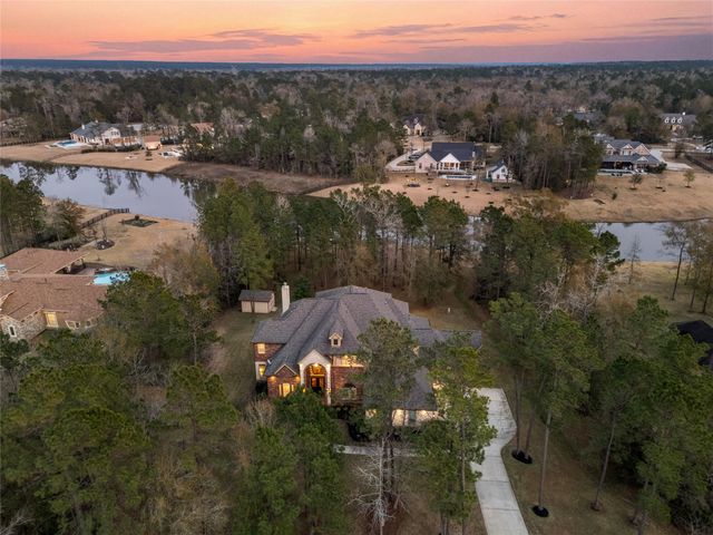 23421 Cannondale Loop, Montgomery, TX 77316