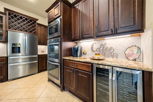 23421 Cannondale Loop, Montgomery, TX 77316