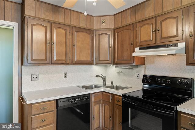 5810 RITCHIE ST, Glen Burnie, MD 21061