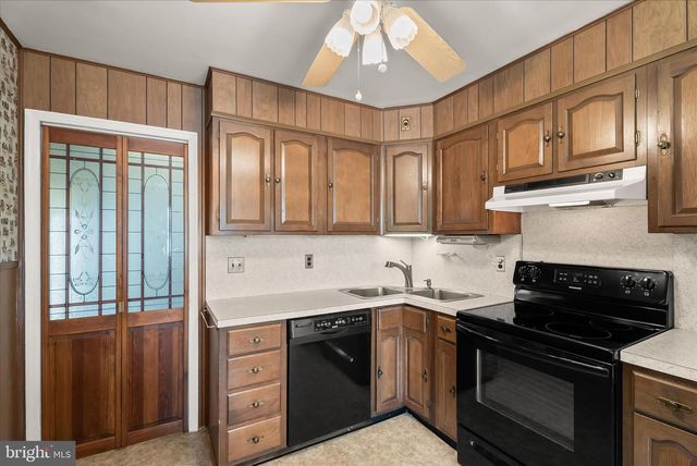 5810 RITCHIE ST, Glen Burnie, MD 21061