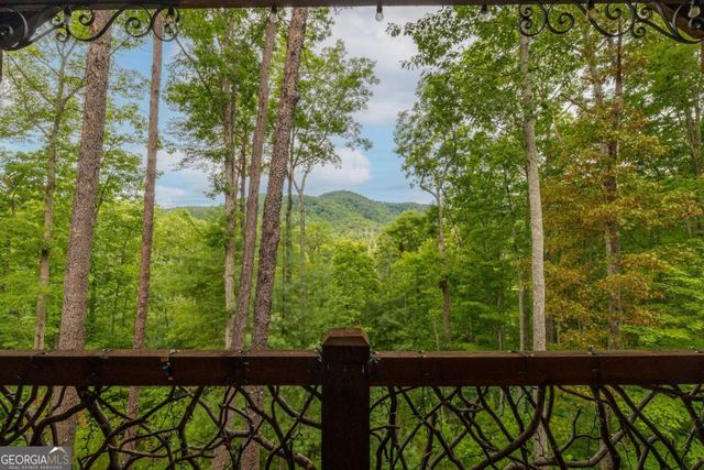 101 Heights Overlook, Blue Ridge, GA 30513
