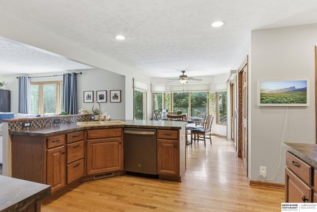 6734 S 163rd Street, Omaha, NE 68135