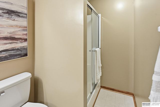 6734 S 163rd Street, Omaha, NE 68135