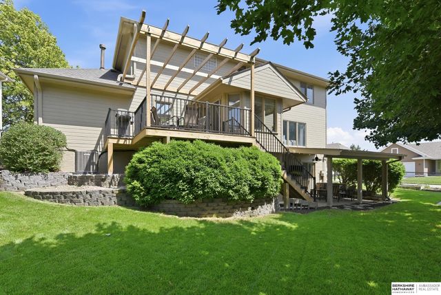 6734 S 163rd Street, Omaha, NE 68135