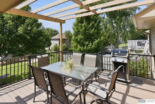 6734 S 163rd Street, Omaha, NE 68135
