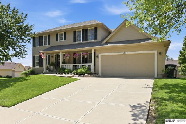 6734 S 163rd Street, Omaha, NE 68135