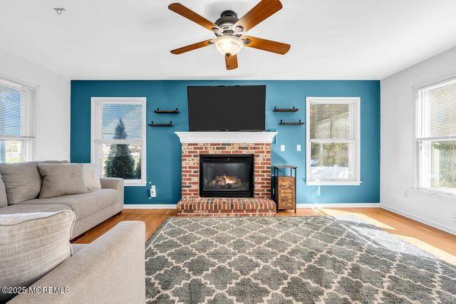 1617 Berkeley Avenue, Beachwood, NJ 08722