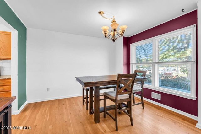 1617 Berkeley Avenue, Beachwood, NJ 08722