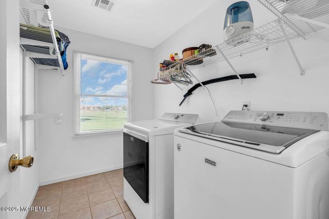 1617 Berkeley Avenue, Beachwood, NJ 08722