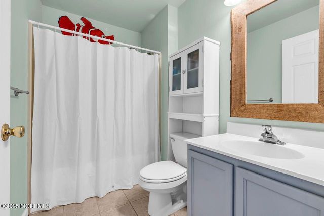 1617 Berkeley Avenue, Beachwood, NJ 08722