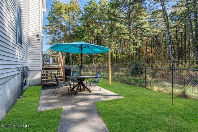 1617 Berkeley Avenue, Beachwood, NJ 08722