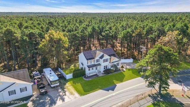 1617 Berkeley Avenue, Beachwood, NJ 08722