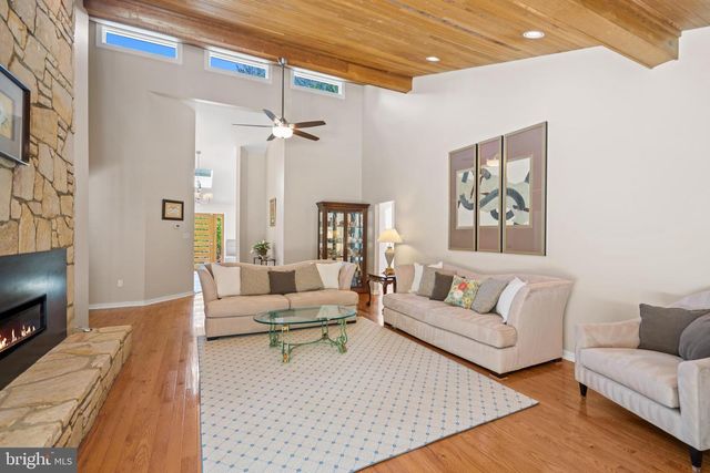 6825 CAPRI PL, Bethesda, MD 20817