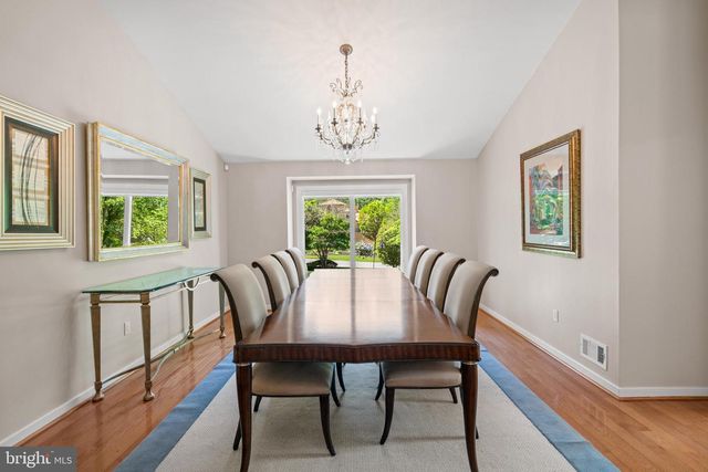 6825 CAPRI PL, Bethesda, MD 20817
