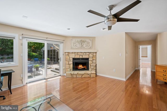 6825 CAPRI PL, Bethesda, MD 20817