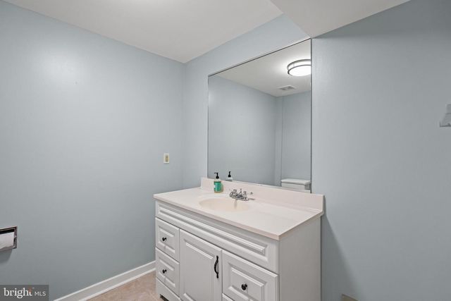 6825 CAPRI PL, Bethesda, MD 20817