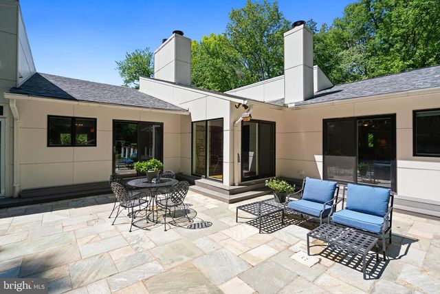 6825 CAPRI PL, Bethesda, MD 20817